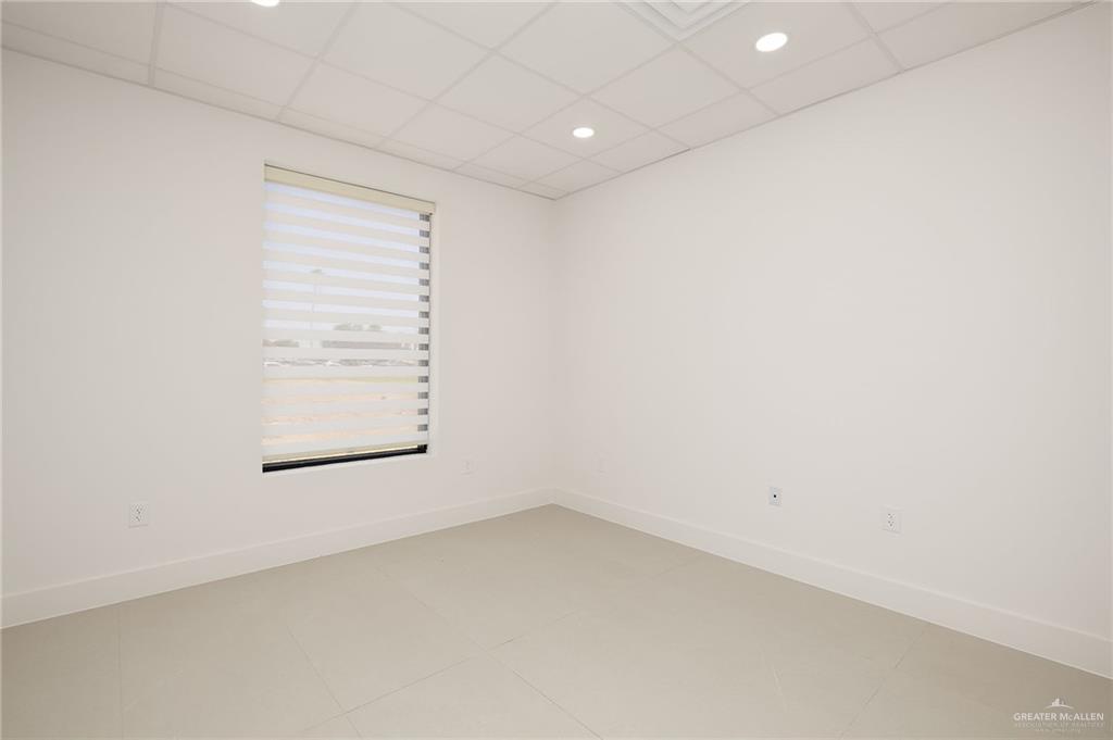 Photo 17 of 317 11th Street