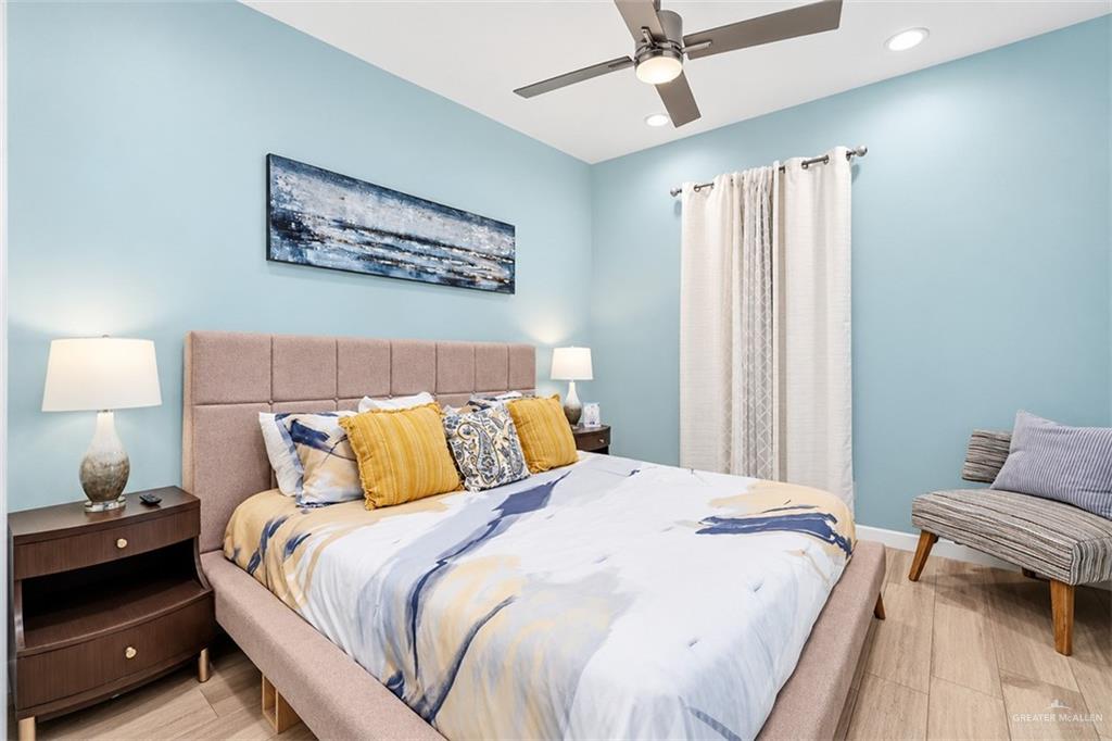 Photo 11 of 5106 Gulf Boulevard #B