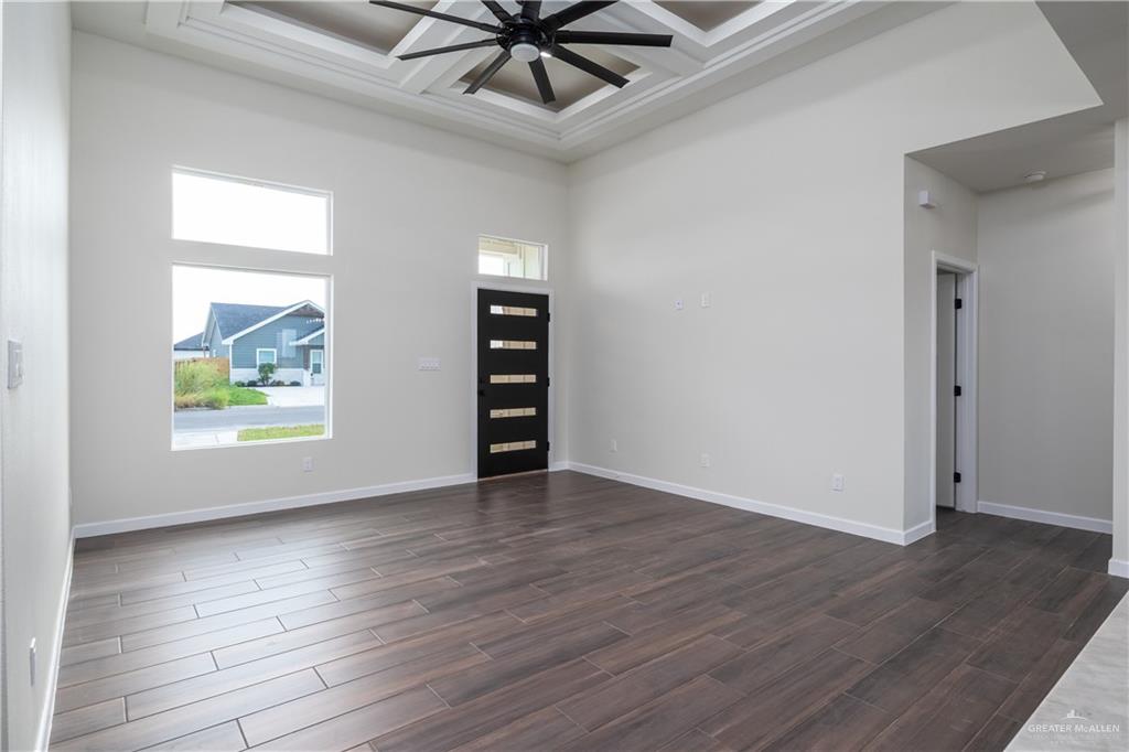 Photo 4 of 3419 Las Brisas Street