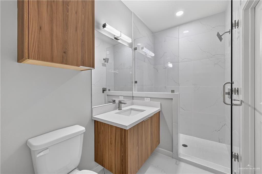 Photo 13 of 719 Coves Lane #3