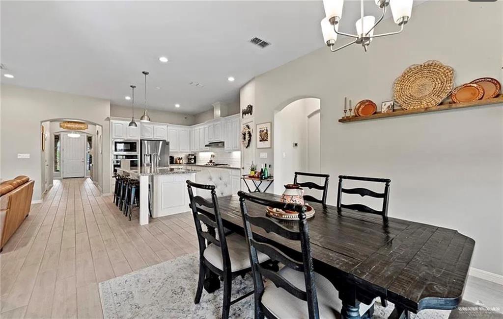 Photo 11 of 5365 Escondido Pass