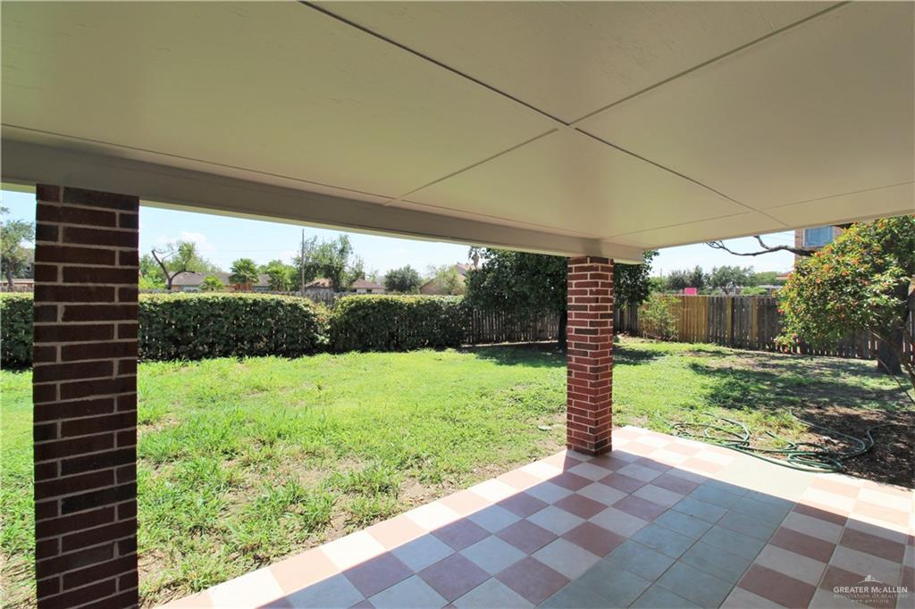 Photo 17 of 113 Upas Avenue