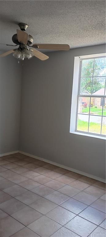 Photo 12 of 2124 Iris Avenue