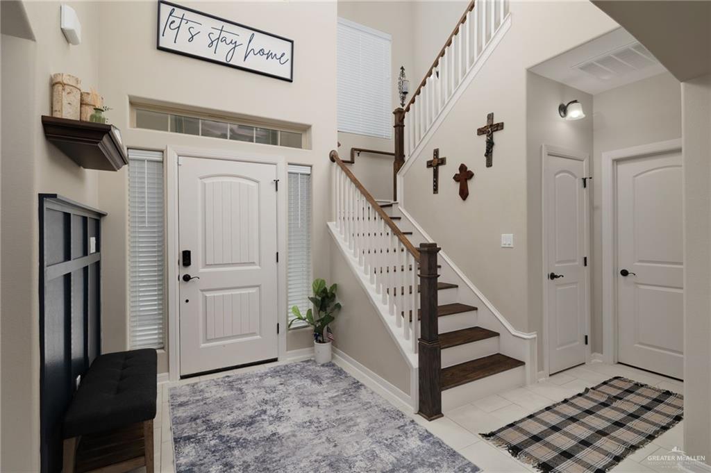 Photo 3 of 14716 Brazos Circle