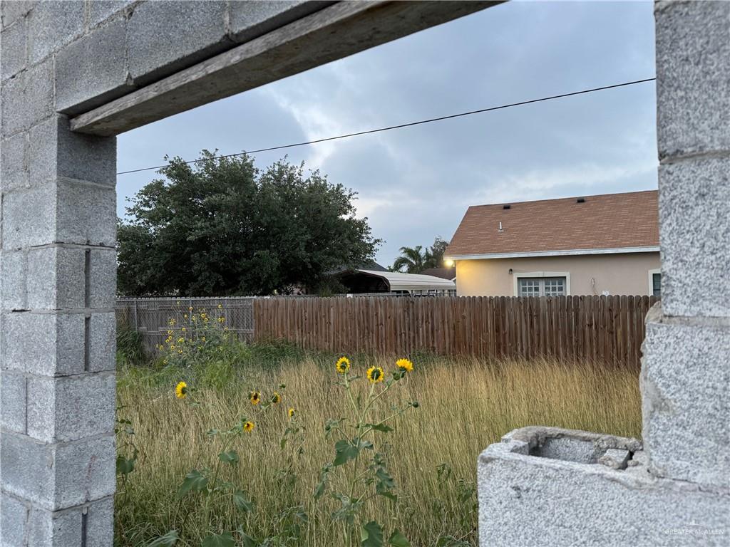 Photo 8 of 703 Scurlock Drive