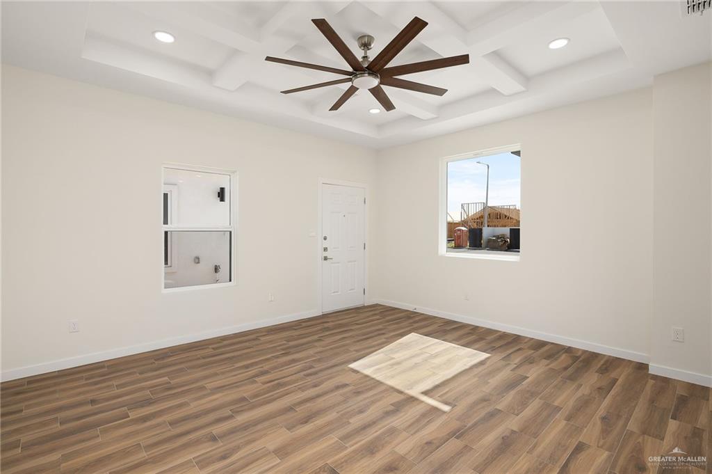 Photo 6 of 609 Onyx Avenue #2