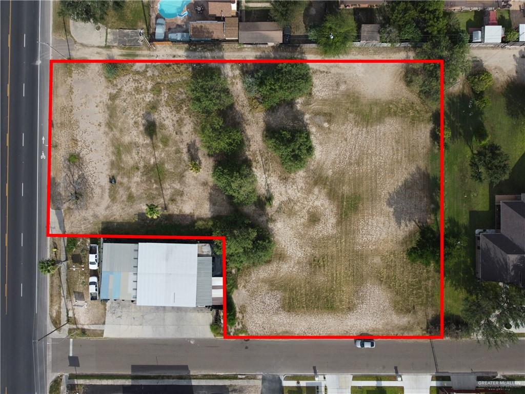 Photo 1 of 1701 Griffin Parkway, Mission