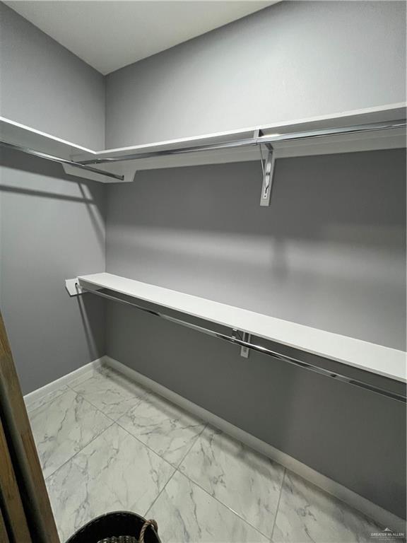 Photo 14 of 1421 Iris Avenue #1