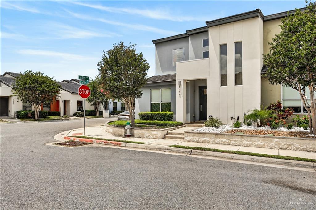 Photo 3 of 1444 Ozark Avenue