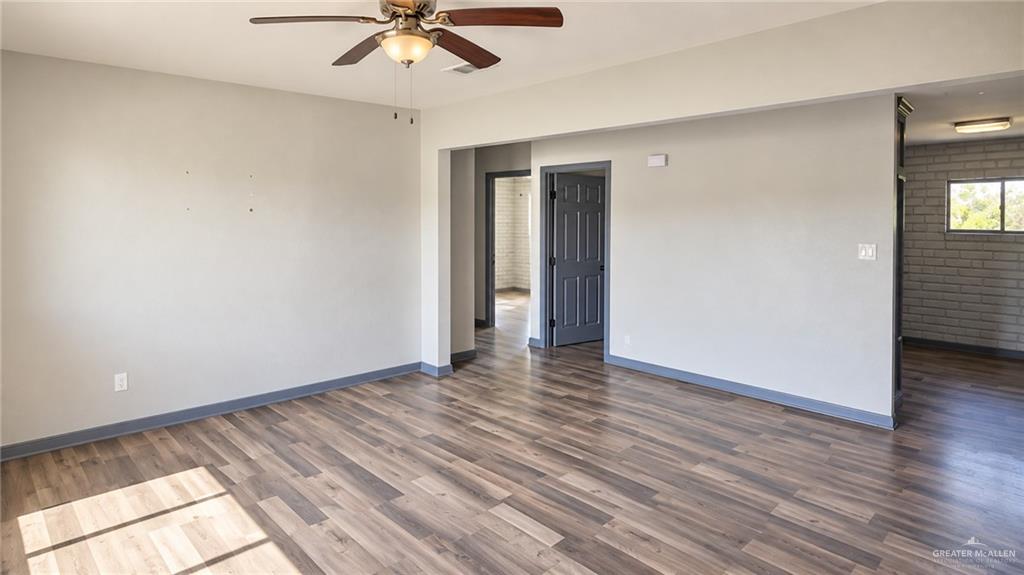 Photo 4 of 303 26th Street