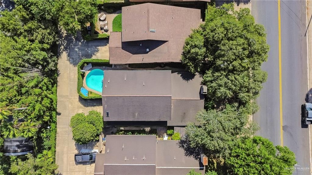Photo 33 of 105 Austin Avenue