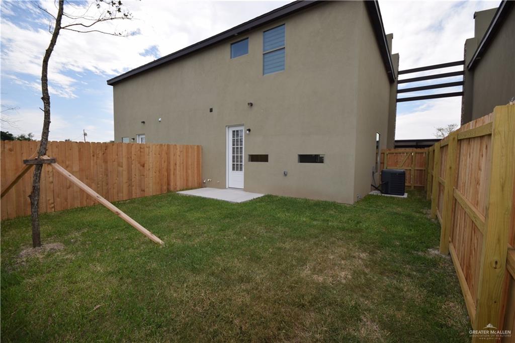 Photo 31 of 1202 Upas Drive