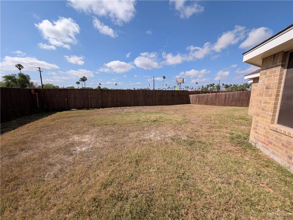 Photo 14 of 1311 Anahi Street
