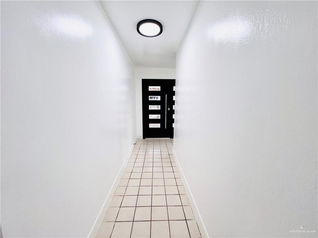 Photo 3 of 1905 Tierra Linda Circle