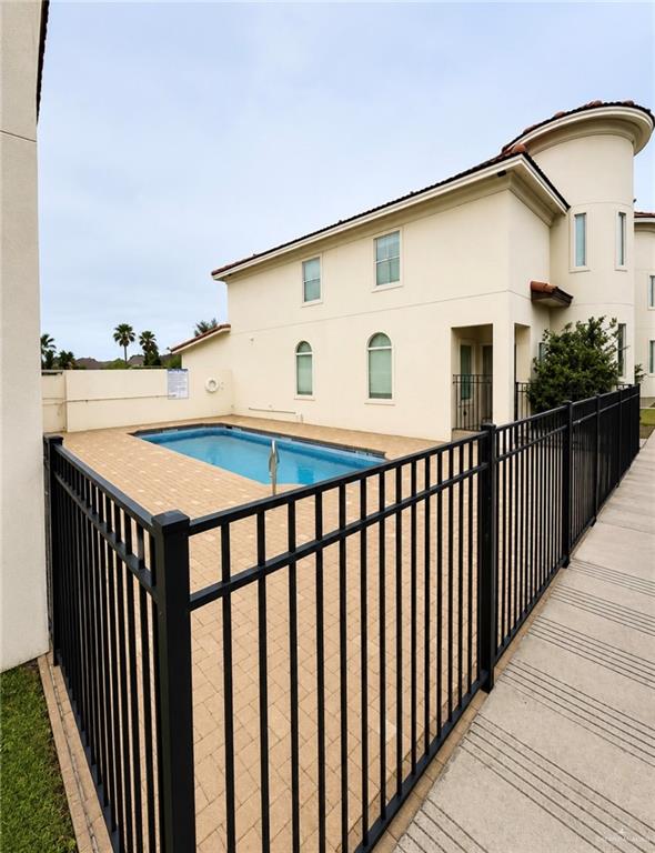Photo 6 of 1412 Keeton Avenue #15