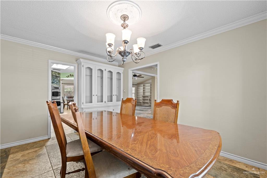 Photo 7 of 1502 Hibiscus Avenue