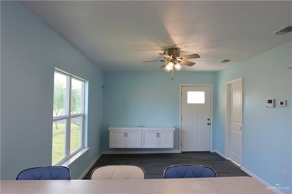 Photo 5 of 1007 Colorado Avenue