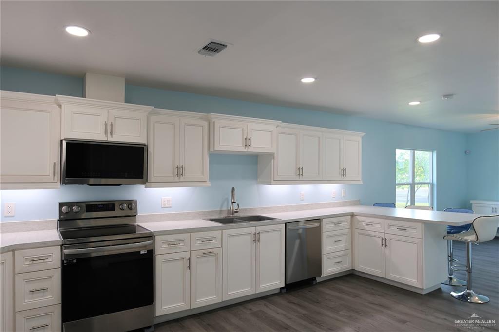 Photo 8 of 1007 Colorado Avenue