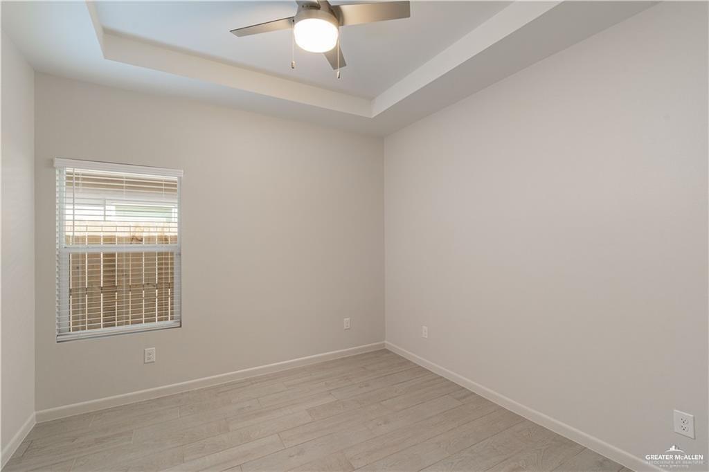 Photo 9 of 3417 Duke Avenue #4