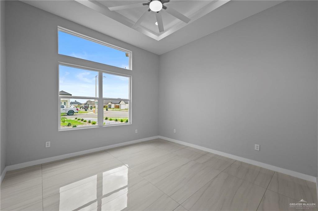 Photo 15 of 3003 Silver Oak Avenue
