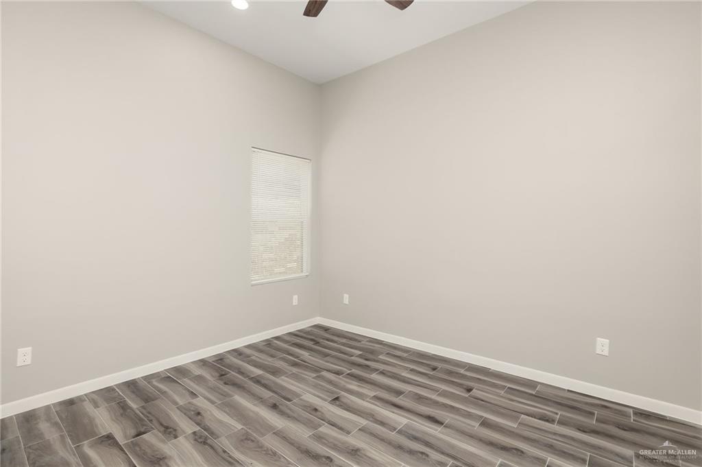 Photo 13 of 704 25th Street