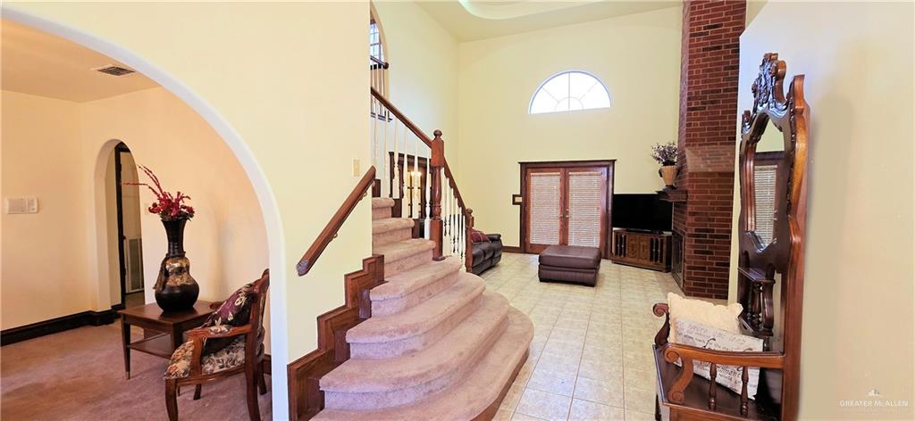 Photo 5 of 3007 Chapin Street