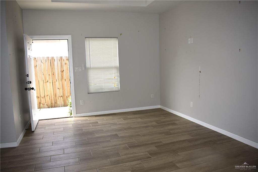 Photo 5 of 11002 33rd Lane