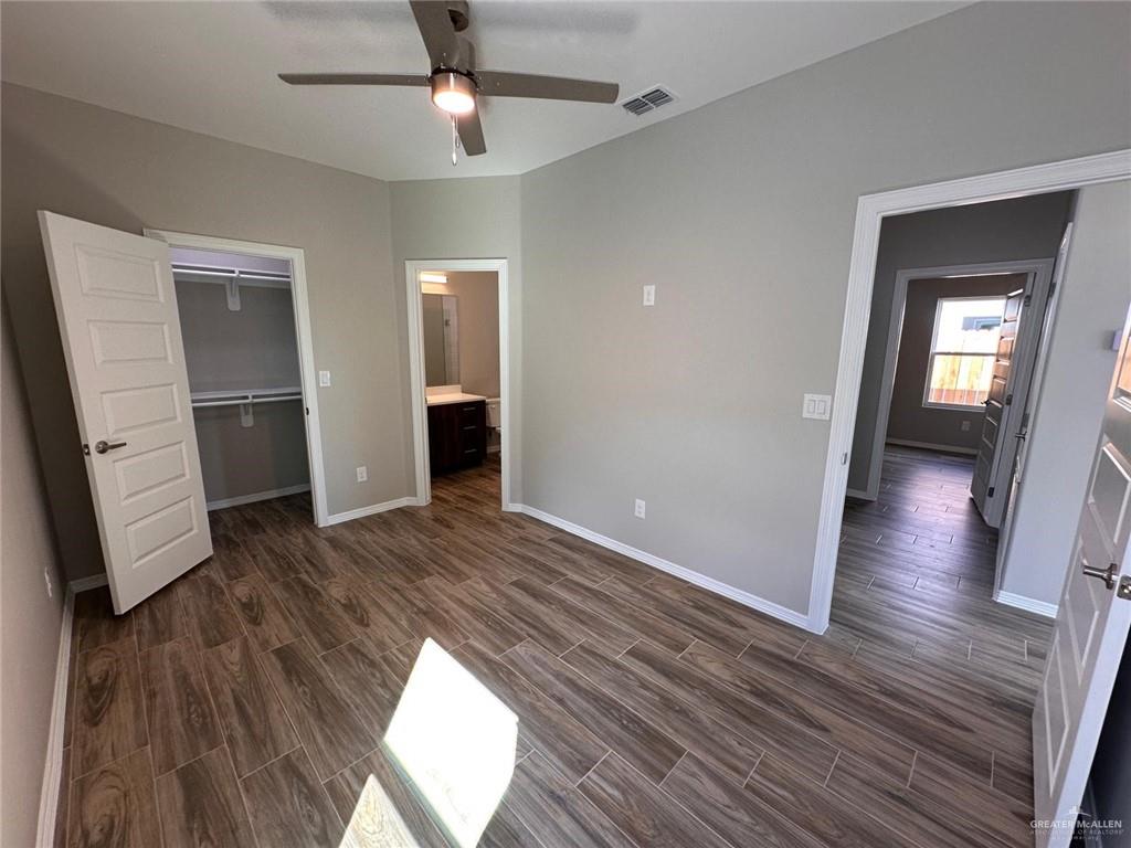 Photo 10 of 4004 Walnut Avenue #3