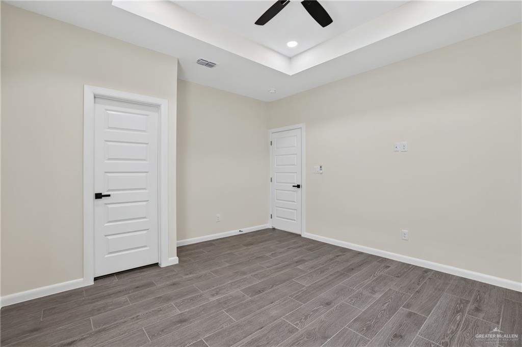 Photo 8 of 1303 Rosewood Lane