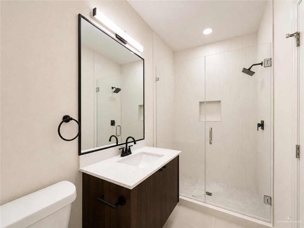 Photo 9 of 500 Emerald Avenue