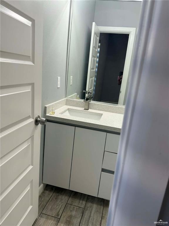 Photo 10 of 1316 Xanthia Street