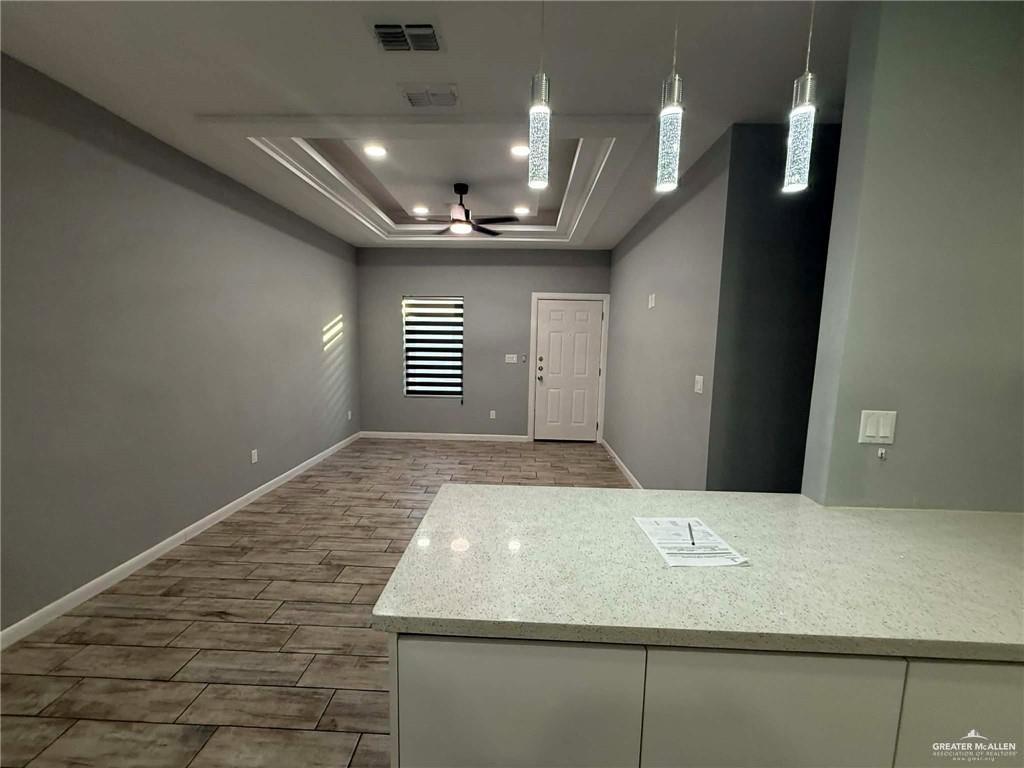 Photo 13 of 1316 Xanthia Street