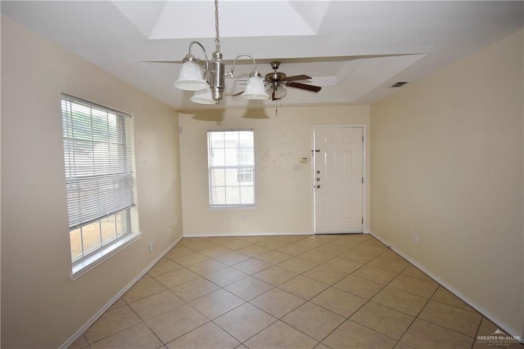 Photo 22 of 214 Albatross Avenue