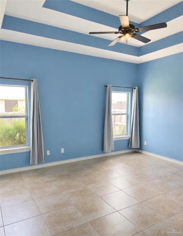 Photo 5 of 1805 Queens Avenue