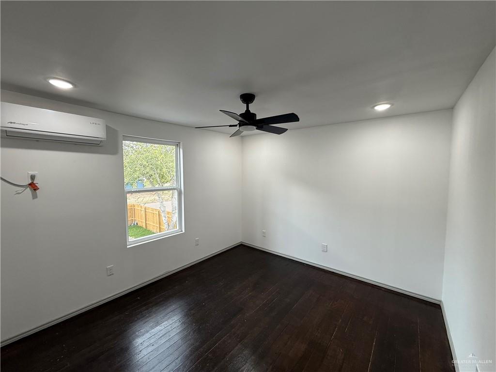 Photo 38 of 212 11th Street