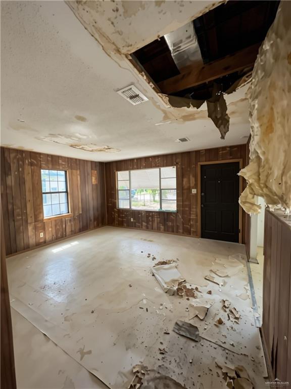Photo 7 of 608 Hackberry Avenue