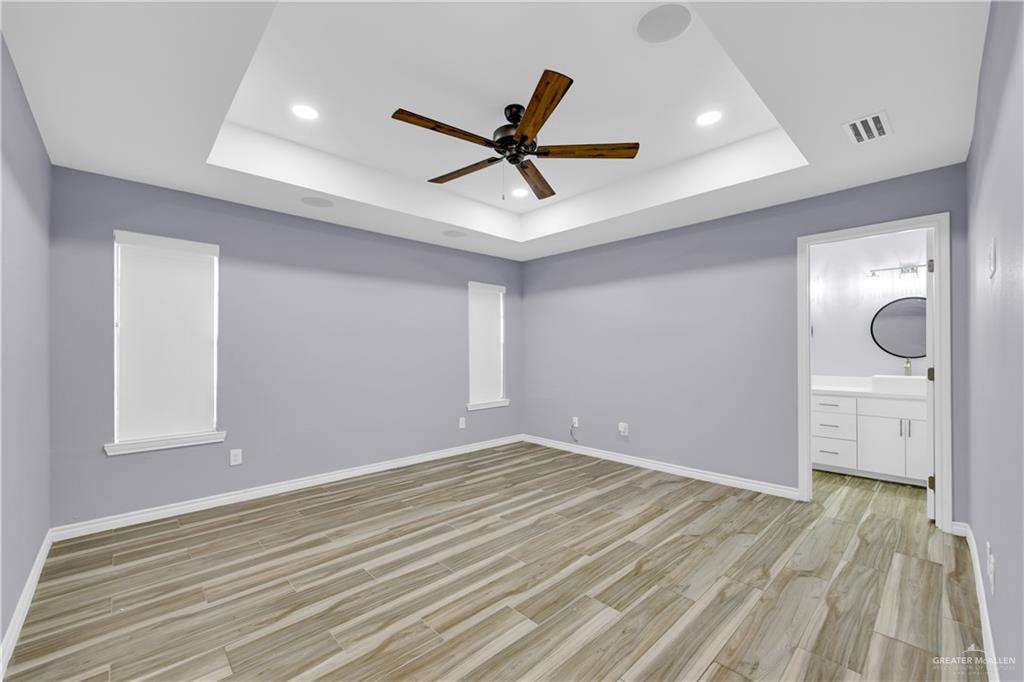 Photo 15 of 3005 Heron Avenue