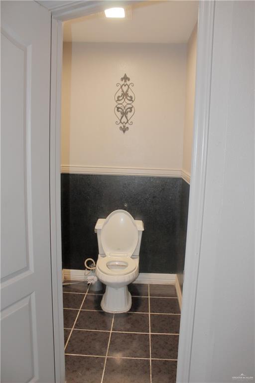 Photo 12 of 2270 Anacua Circle