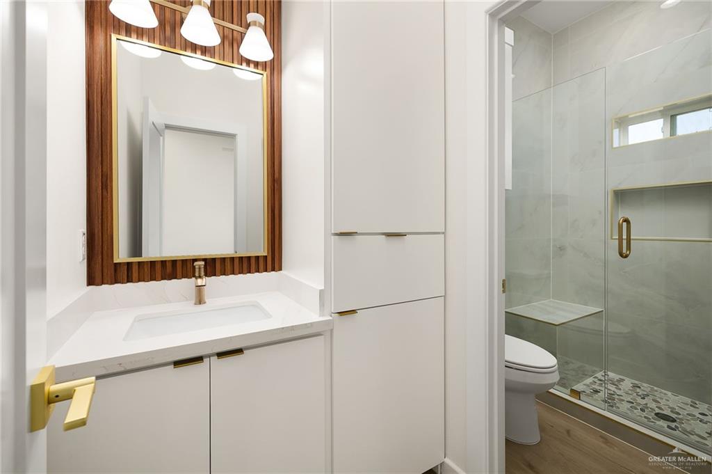Photo 15 of 2905 51st Street