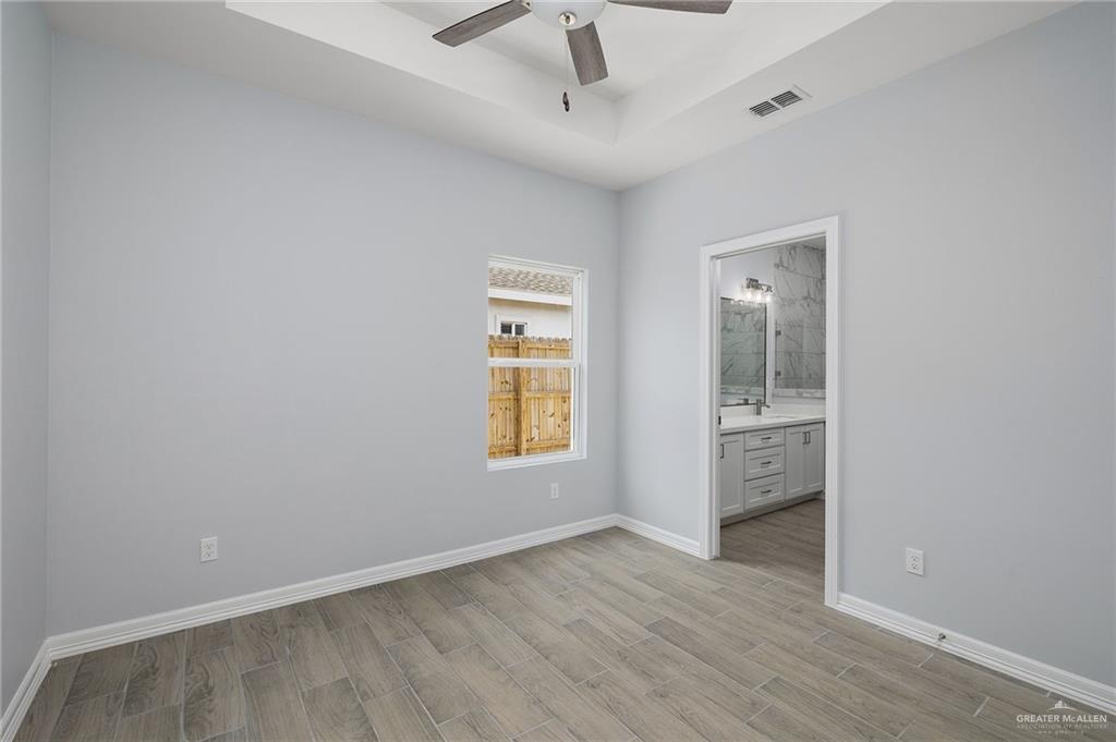 Photo 6 of 412 Acacia Street