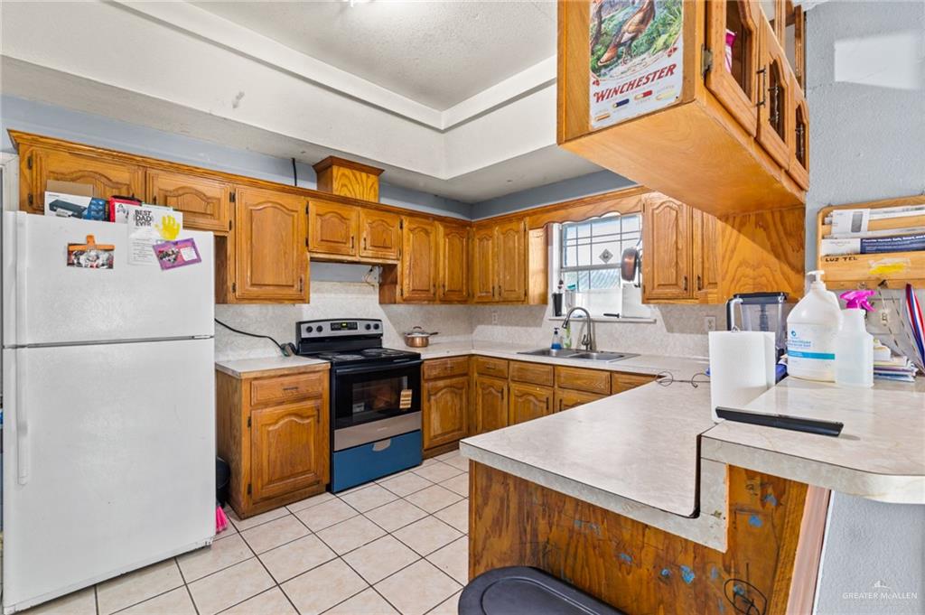 Photo 4 of 1819 Cristobal Drive