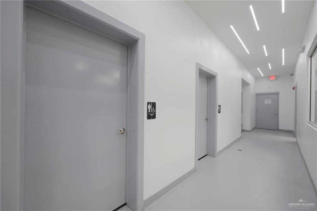 Photo 19 of 902 Cage Boulevard