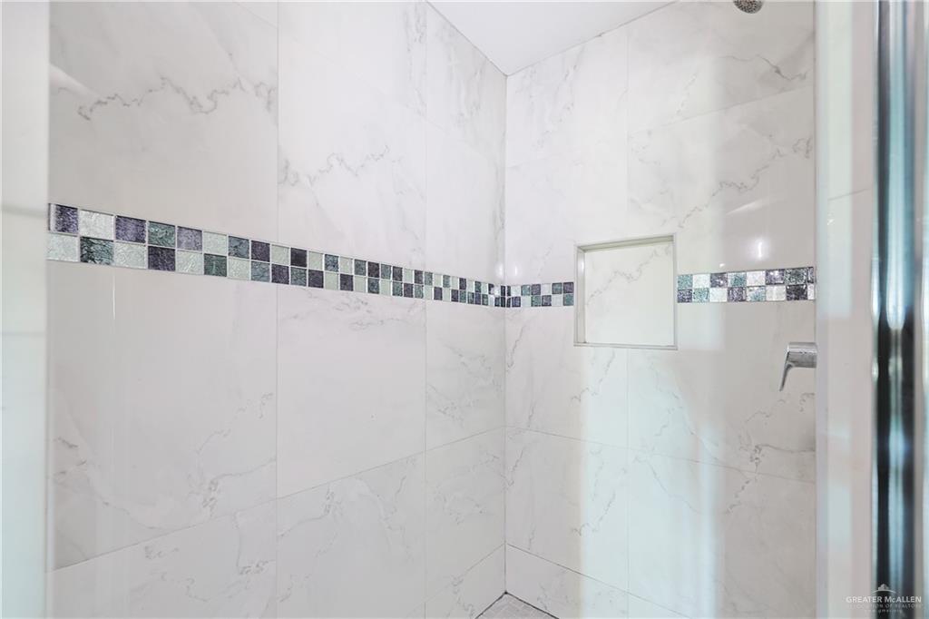 Photo 18 of 1216 Pineridge Avenue #B