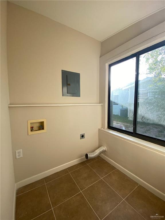 Photo 14 of 604 Hackberry Avenue