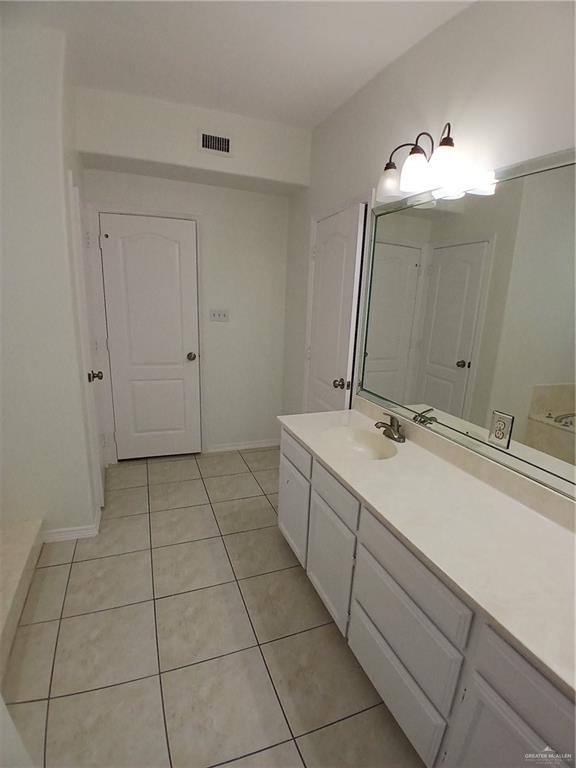 Photo 13 of 130 San Jacinto Drive