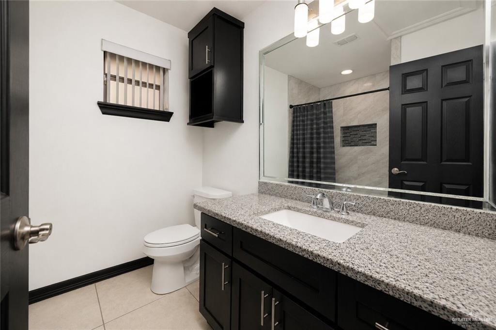 Photo 10 of 2115 Roman Street