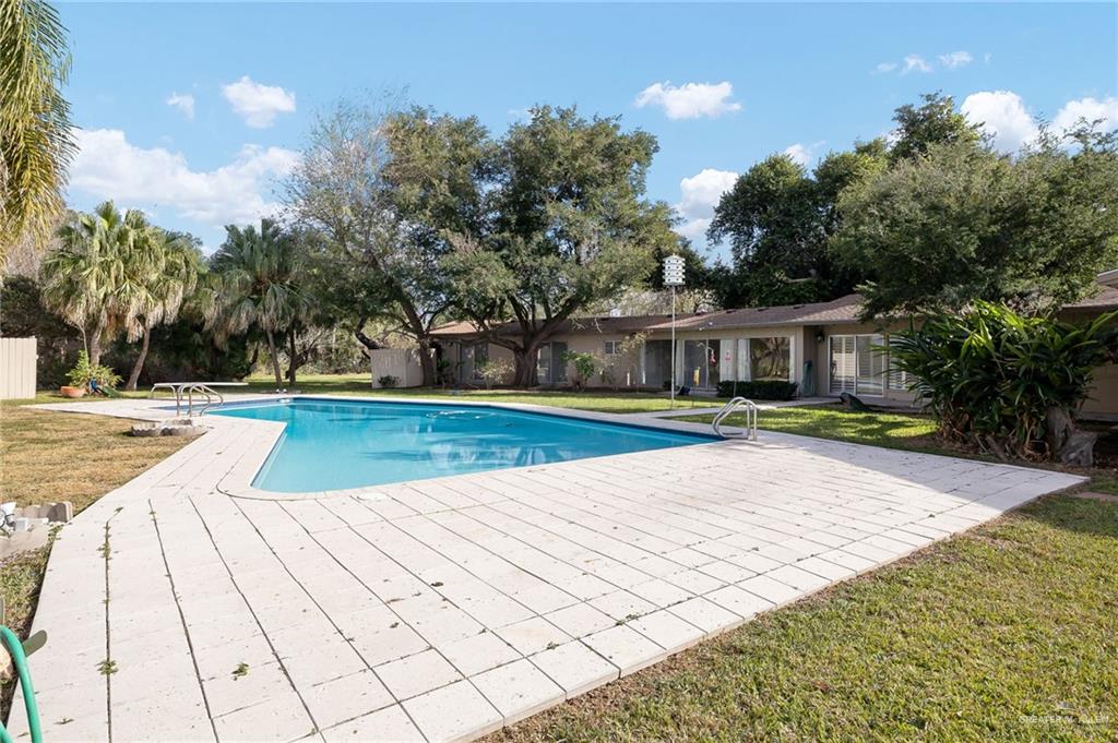Photo 31 of 4015 Hobbs Drive