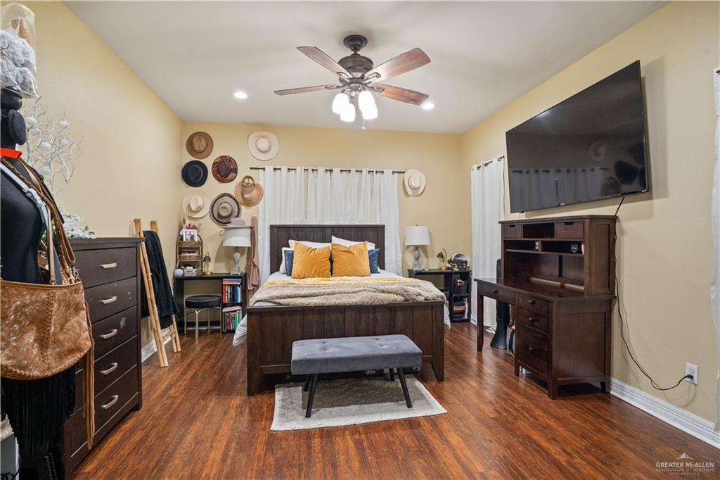 Photo 9 of 306 Driftwood Avenue