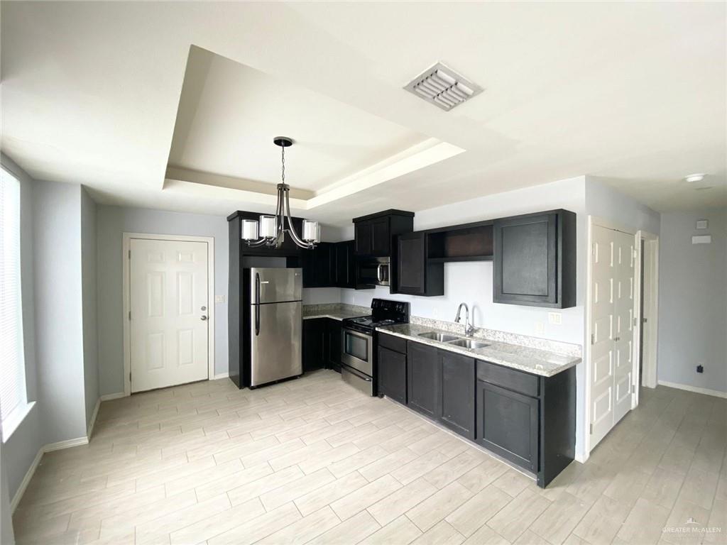 Photo 4 of 1227 White Oak Drive #4, 3