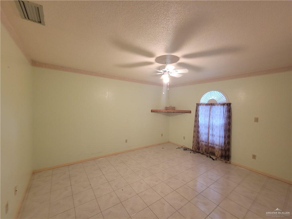 Photo 9 of 2508 Harvey Street